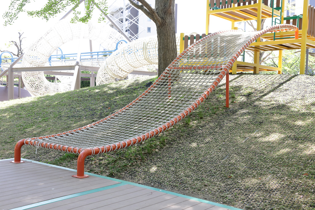 「ネット遊具」／宇喜田さくら公園（東京都／江戸川区）
