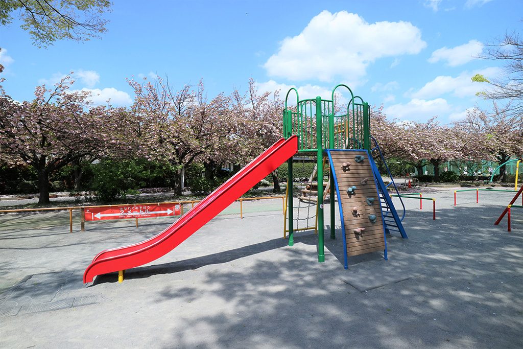 C地区複合遊具/亀戸中央公園（東京都/江東区）