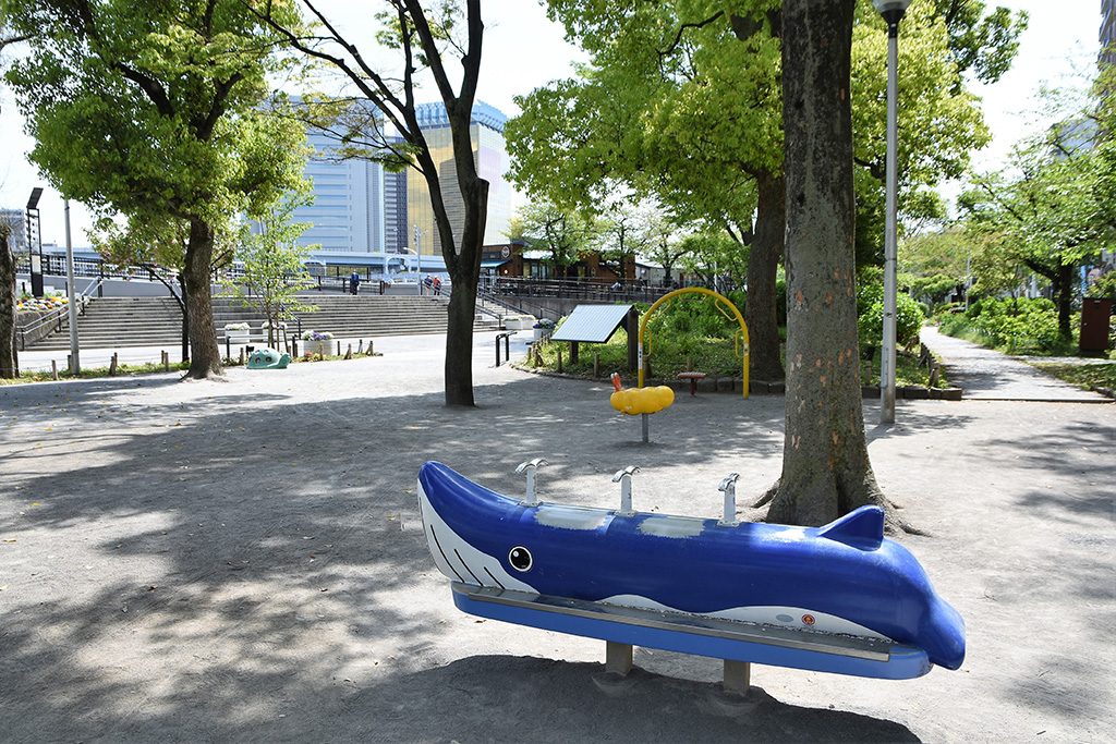 ロッキング遊具/隅田公園（東京都/墨田区、台東区）