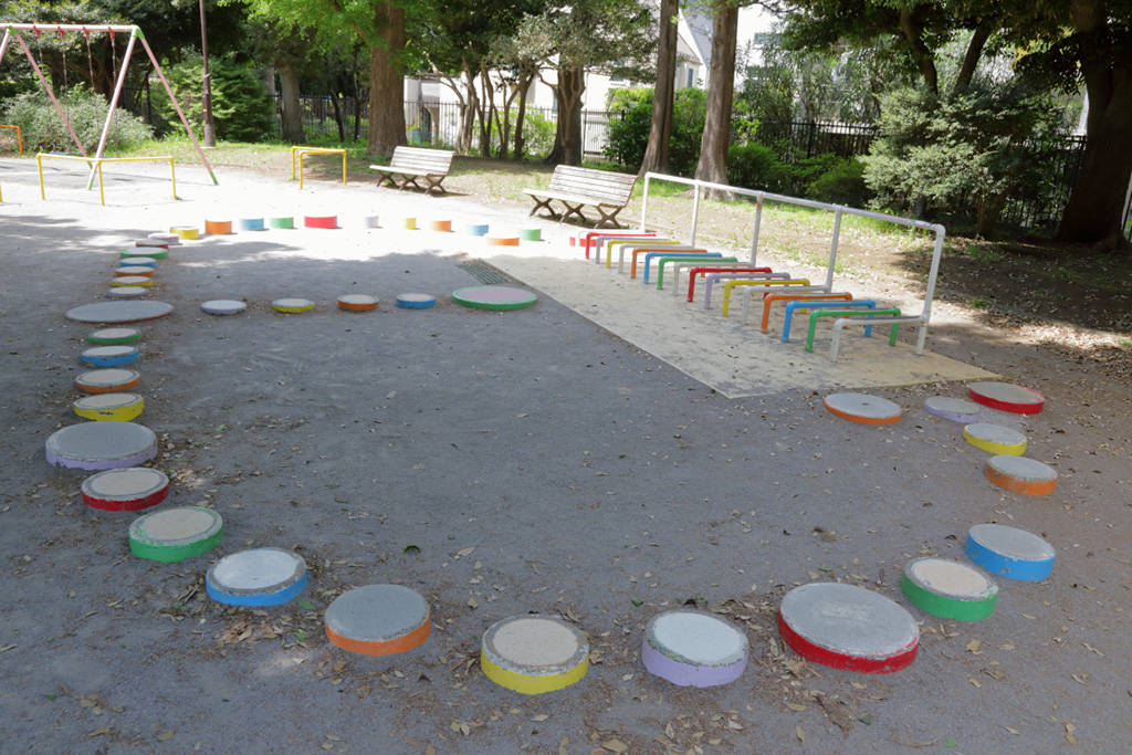 「飛び石（ぶた公園）」／駒沢オリンピック公園（東京都／世田谷区）