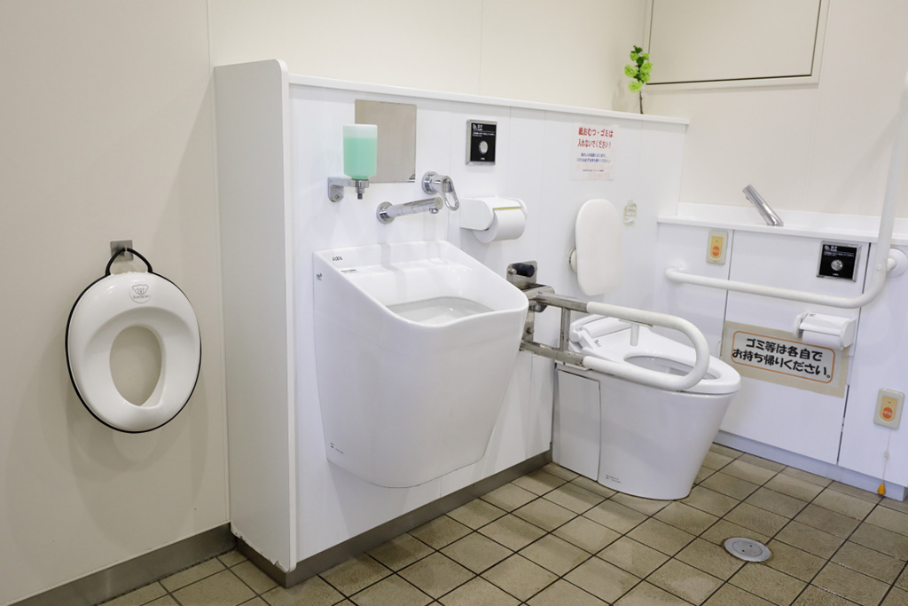 「トイレ」/下高井戸おおぞら公園(東京都/杉並区)