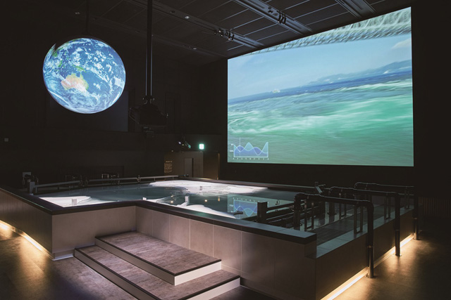 渦潮発生装置ウズネタリウム/道の駅うずしお(兵庫県南/あわじ市)