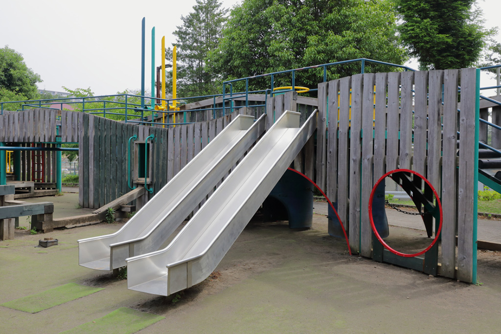 「滑り台」/乞田・貝取ふれあい広場公園(東京都/多摩市)