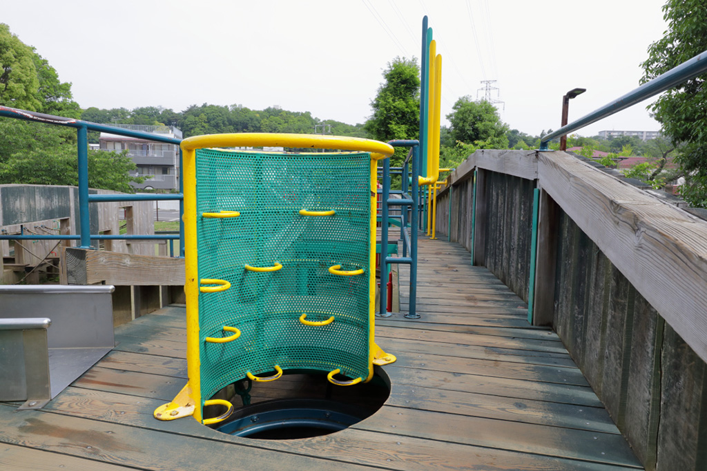 「トンネル」/乞田・貝取ふれあい広場公園(東京都/多摩市)