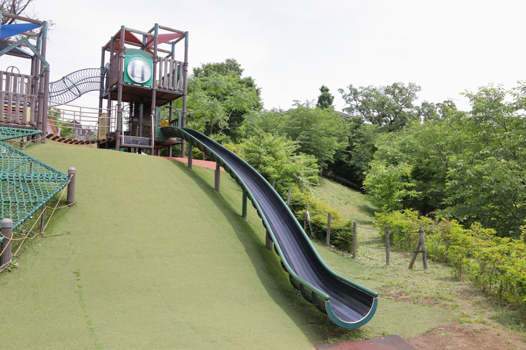 「滑り台」/桜ヶ丘公園(東京都/多摩市)
