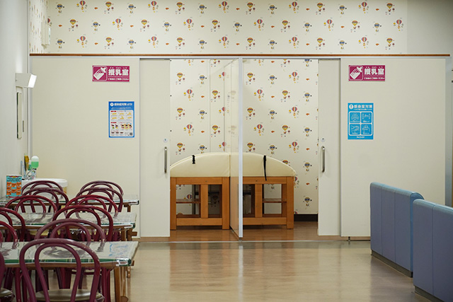 レストコーナーの授乳室/淡路ワールドパークONOKORO(兵庫県/淡路市)