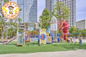 錦糸公園(墨田区)は年齢別の2つの複合遊具と噴水のある芝生広場のある都会のオアシス