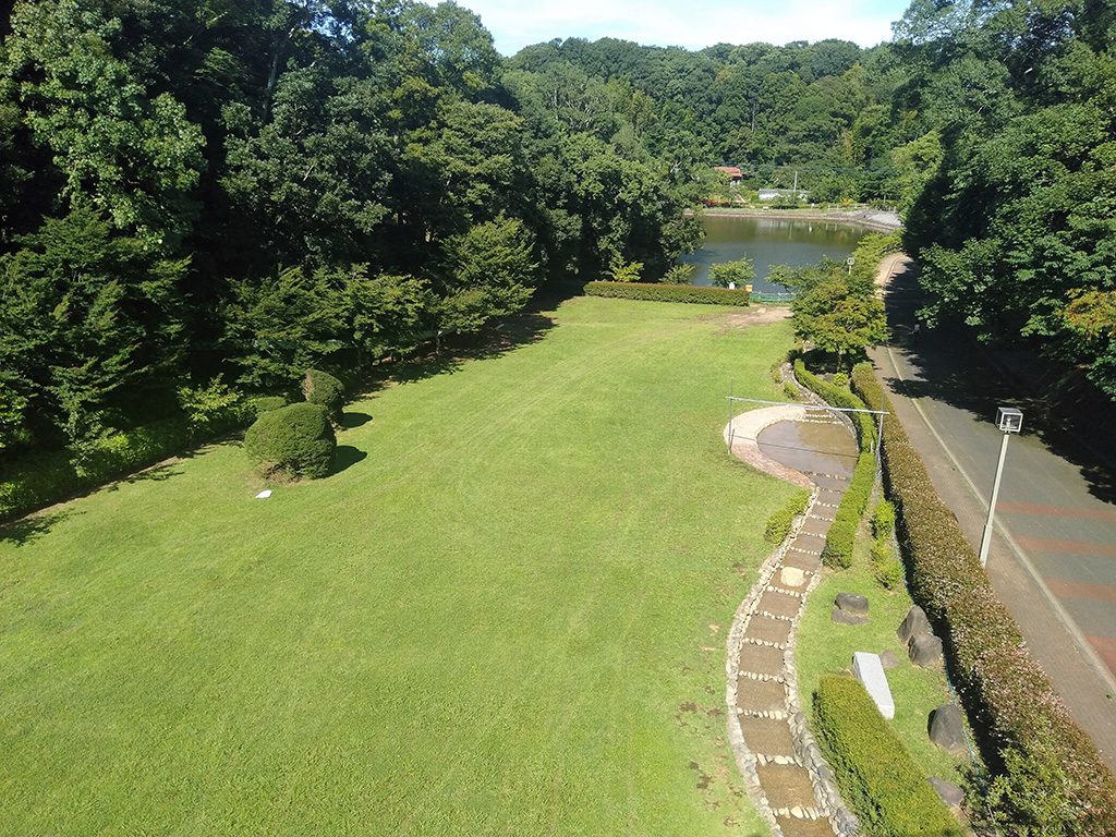 「龍の泉」や池が広がる/坂田ケ池総合公園(千葉県/成田市)