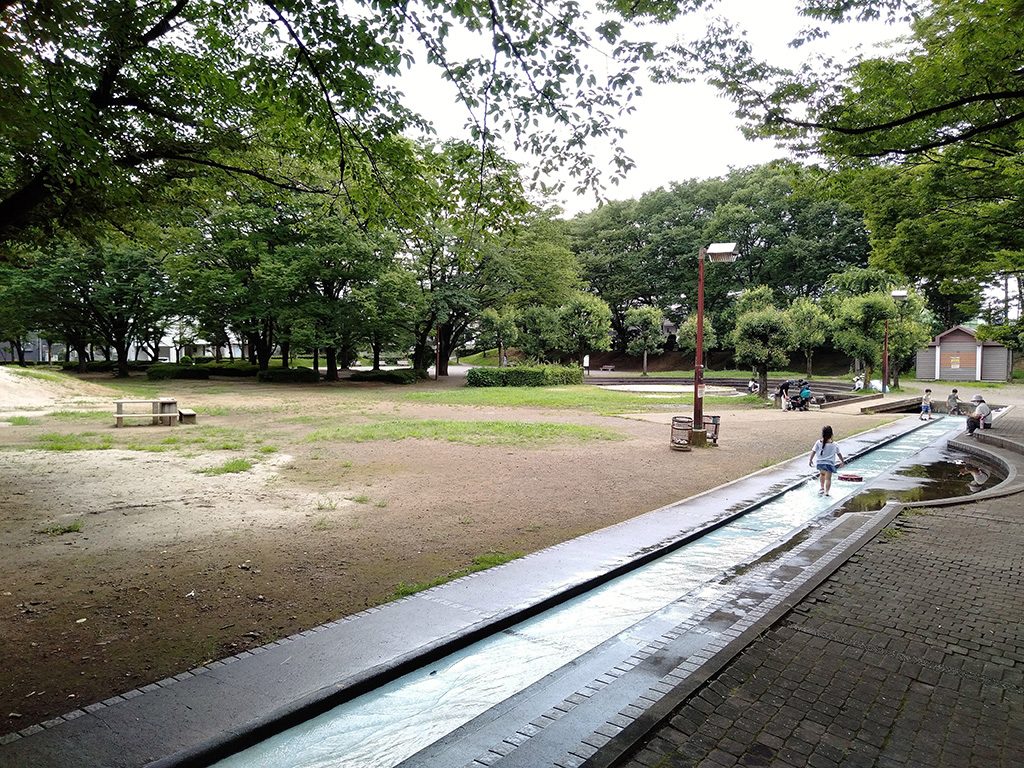“じゃぶじゃぶ水路”/与野公園(埼玉県/さいたま市)