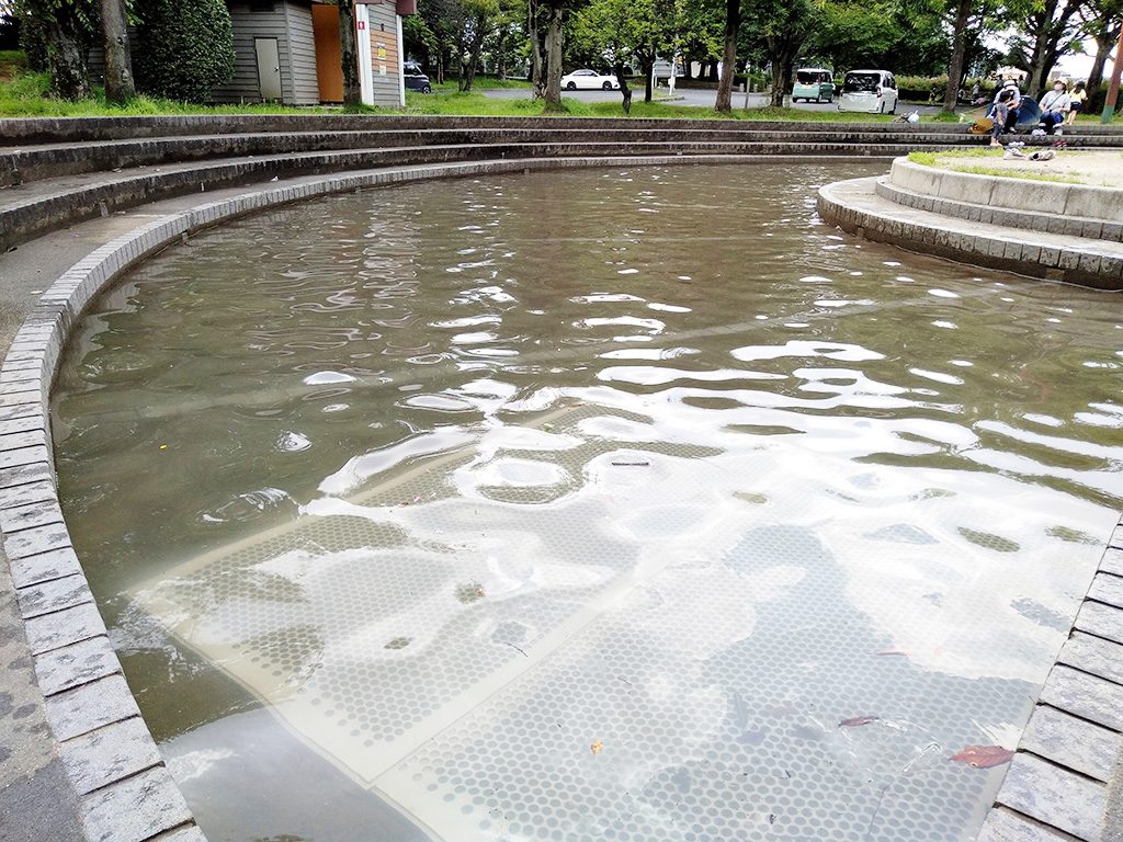 半円形の池/与野公園(埼玉県/さいたま市)
