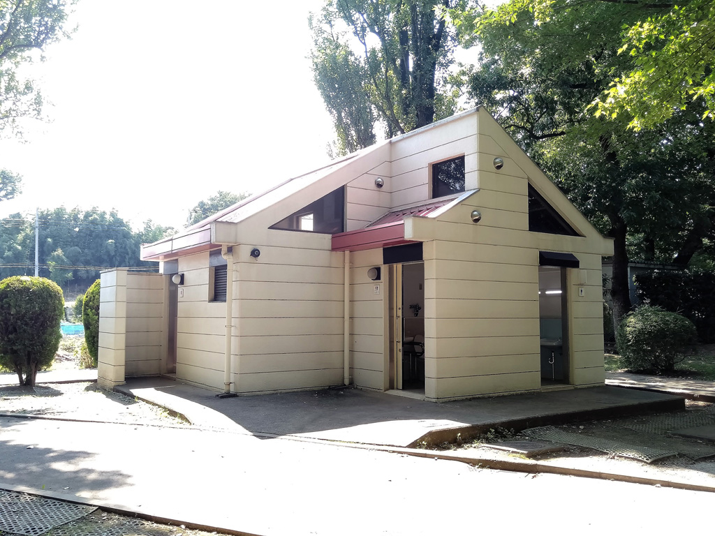 自動販売機やトイレなど/大崎公園(埼玉県/さいたま市)