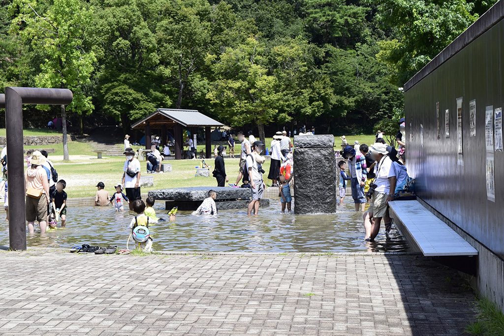 じゃぶじゃぶ池/宝が池公園（京都府/京都市）