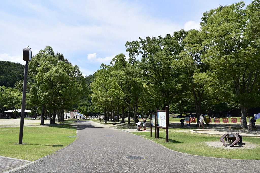 大広場ゾーン/宝が池公園（京都府/京都市）
