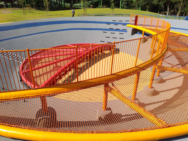 「月と地球の広場」/国営ひたち海浜公園(茨城県/ひたちなか市)