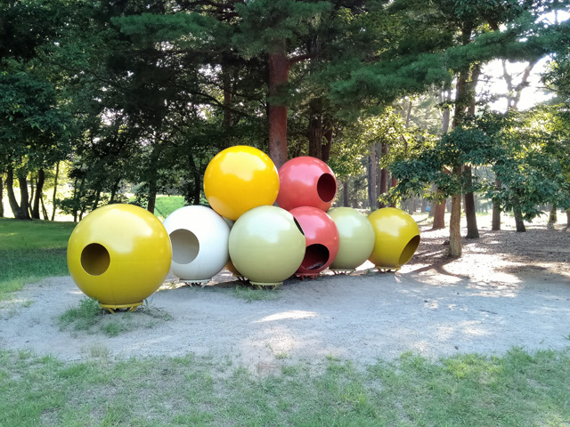 自然と一体になったアート作品のような遊具/国営ひたち海浜公園(茨城県/ひたちなか市)