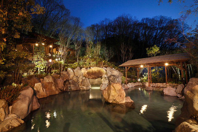 野天 岩風呂／ネスタリゾート神戸（兵庫県/三木市）