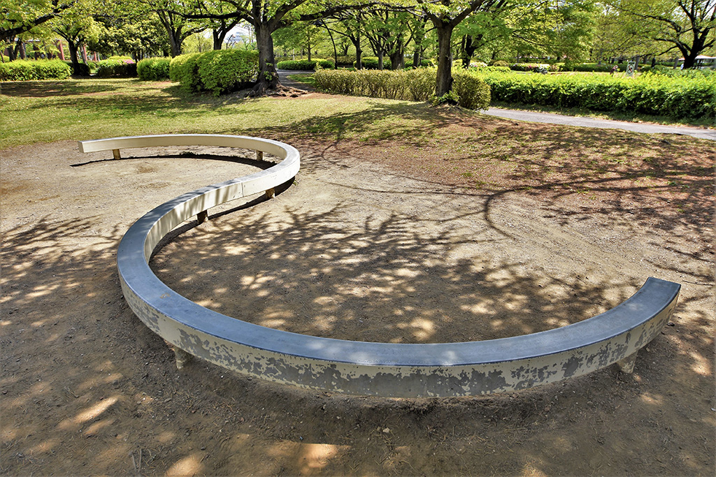 「平均台」／猿江恩賜公園（東京都／江東区）
