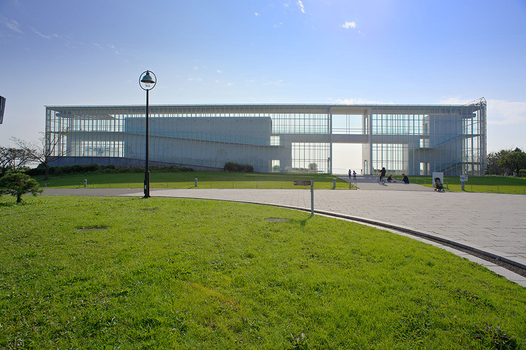 「展望レストハウス・クリスタルビュー」/葛西臨海公園(東京都/江戸川区)