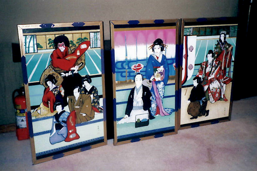 近藤さんが描いた上演演目の絵看板