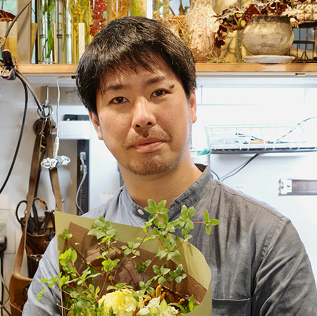 花屋│LUFF（ラフ）の上村さん