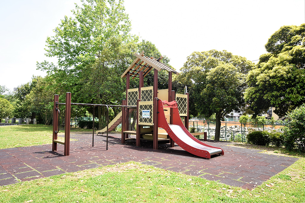 「複合遊具」／篠崎公園（東京都／江戸川区）