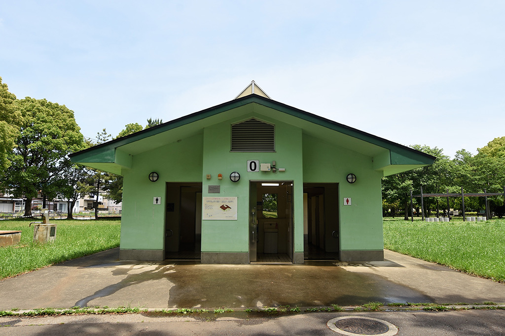 「トイレ」／篠崎公園（東京都／江戸川区）