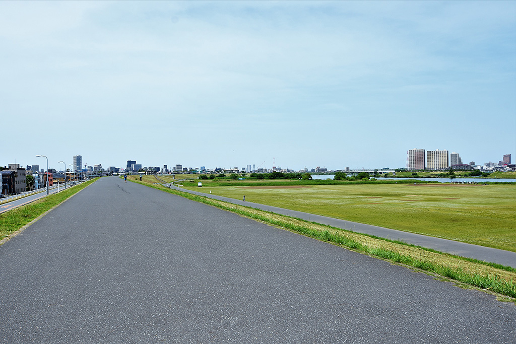 「江戸川堤防」／篠崎公園（東京都／江戸川区）