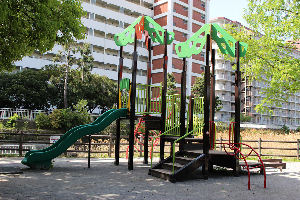「複合遊具」/横十間川親水公園(東京都/江東区)