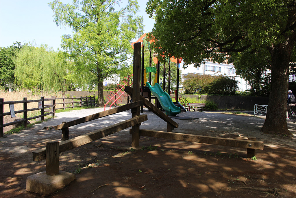 「平均台」/横十間川親水公園(東京都/江東区)
