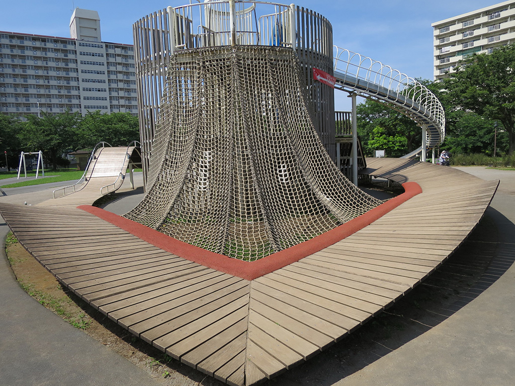 「大型船」/大島小松川公園(東京都/江東区)