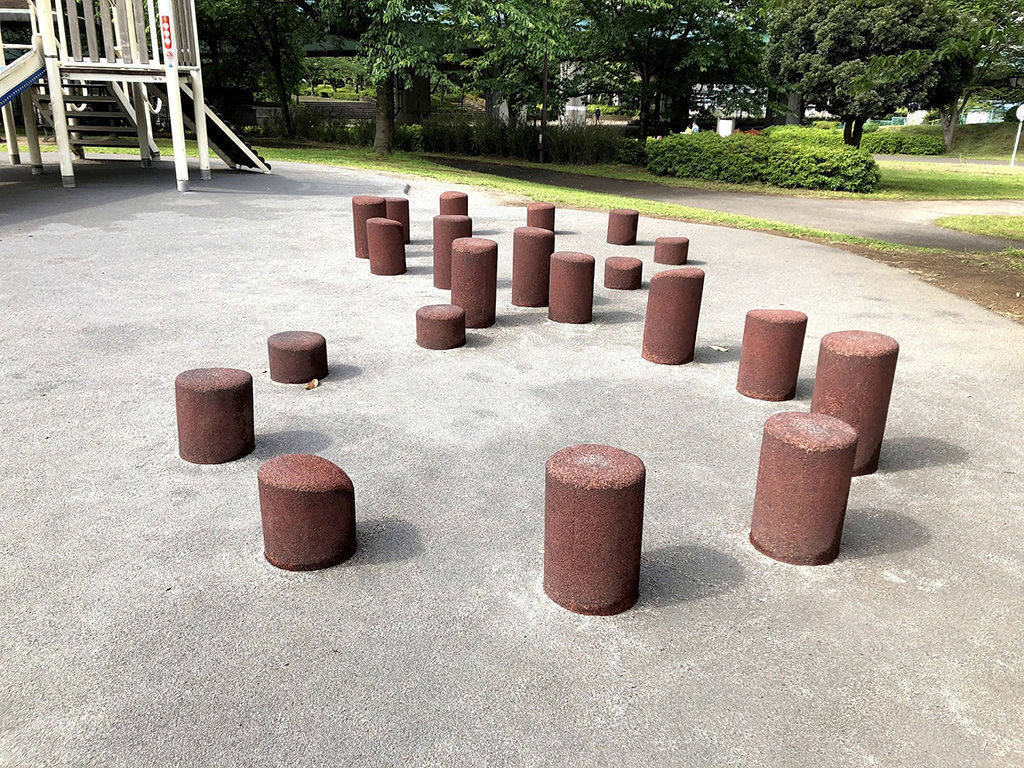 「円柱ステップ」/大島小松川公園(東京都/江東区)