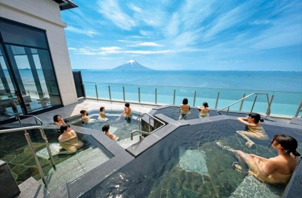 龍宮城スパ・ホテル三日月 龍宮亭・富士見亭(千葉県/木更津市)