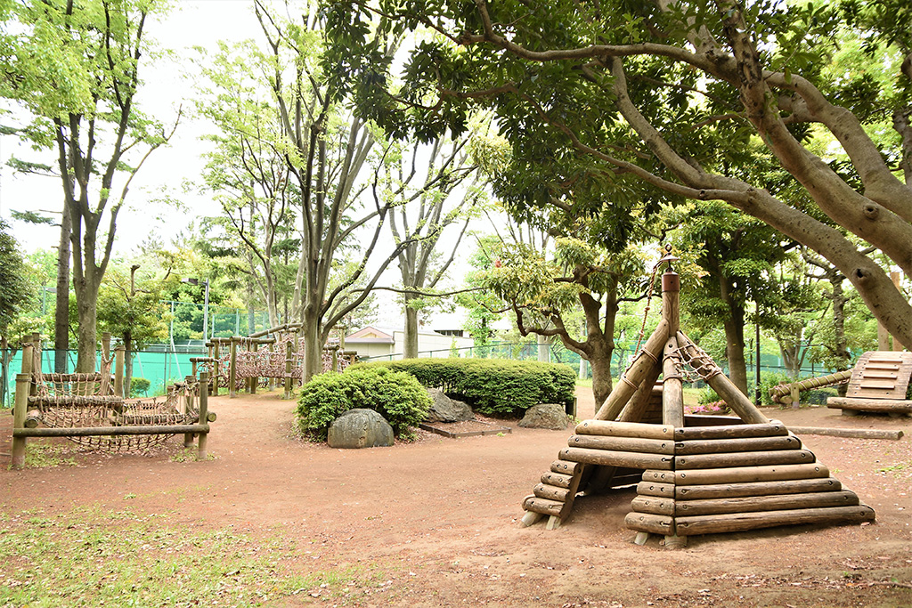 「幼児用アスレチック」／平和の森公園フィールドアスレチック（東京都／大田区）