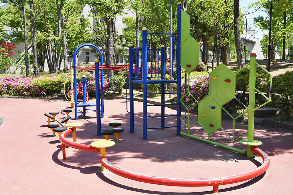 「複合遊具」／教育の森公園（東京都／文京区）