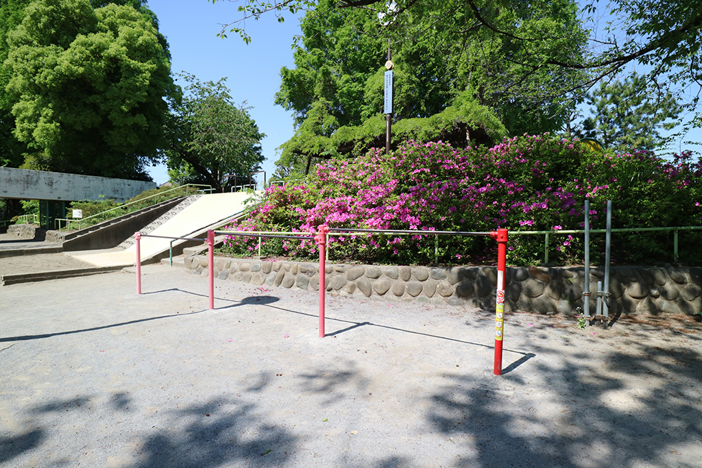 「鉄棒」/板橋交通公園(東京都/板橋区)
