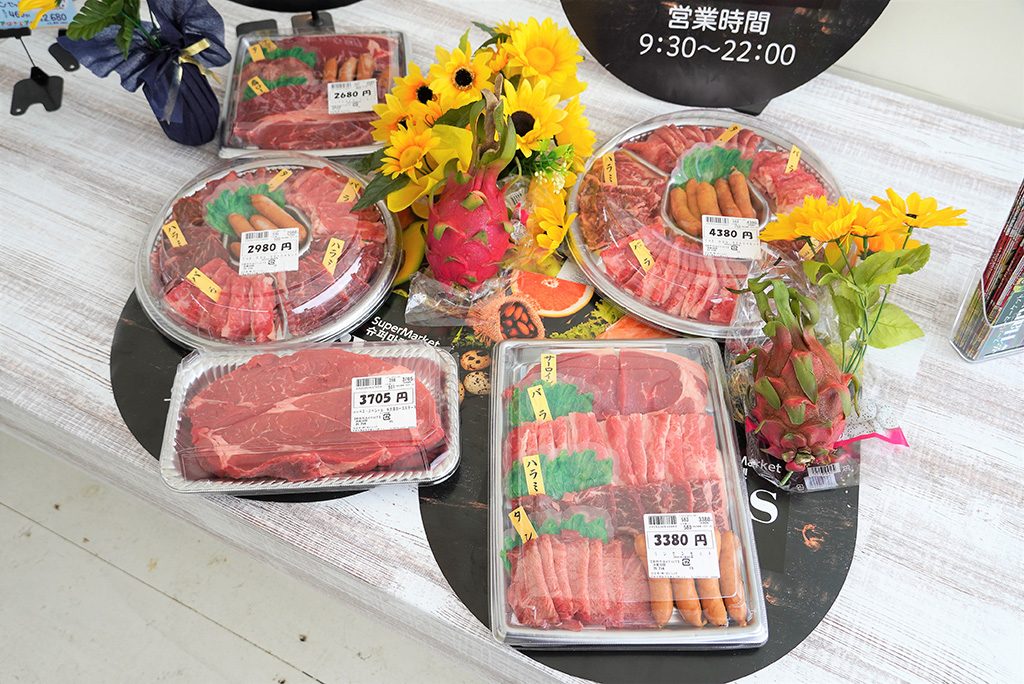 Harvesで販売している肉のセット各種/THE BBQ BEACH in LINKS UMEDA（大阪府/大阪市）