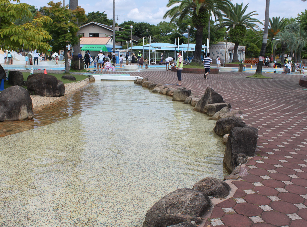 ゆったりとした小川が広がる/西猪名公園 ウォーターランド(兵庫県/川西市)