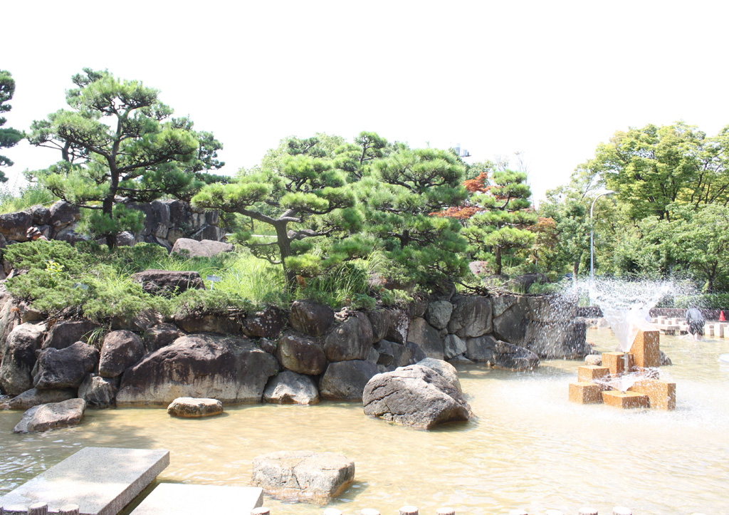 滝と岩組ゾーン/西猪名公園 ウォーターランド(兵庫県/川西市)