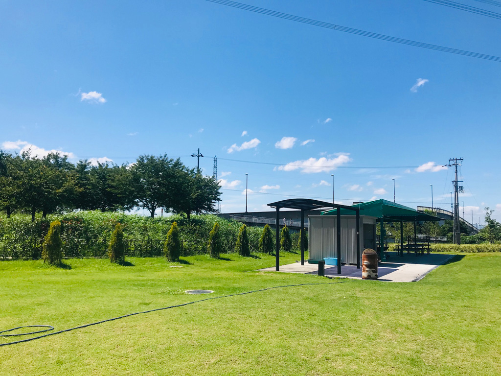 無料で使える「バーベキュー広場」と有料の「Good BBQ」/山田池公園(大阪府/枚方市)