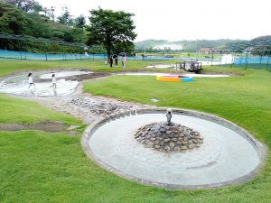 東京ドイツ村で水遊び&バッサースライダー!恐竜の森や遊園地など楽しさいっぱい!