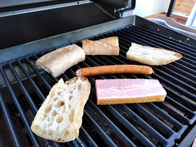 朝食を作る様子/ハワイアンズグランピング マウナヴィレッジ(スパリゾートハワイアンズ)(福島県/いわき市)