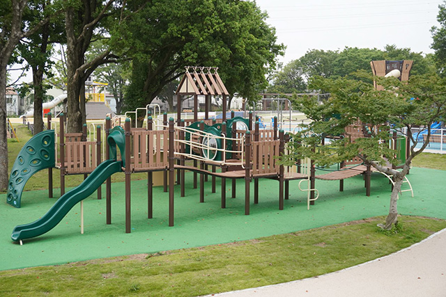 大型遊具「森の遊具」/都立舎人公園（東京都/足立区）