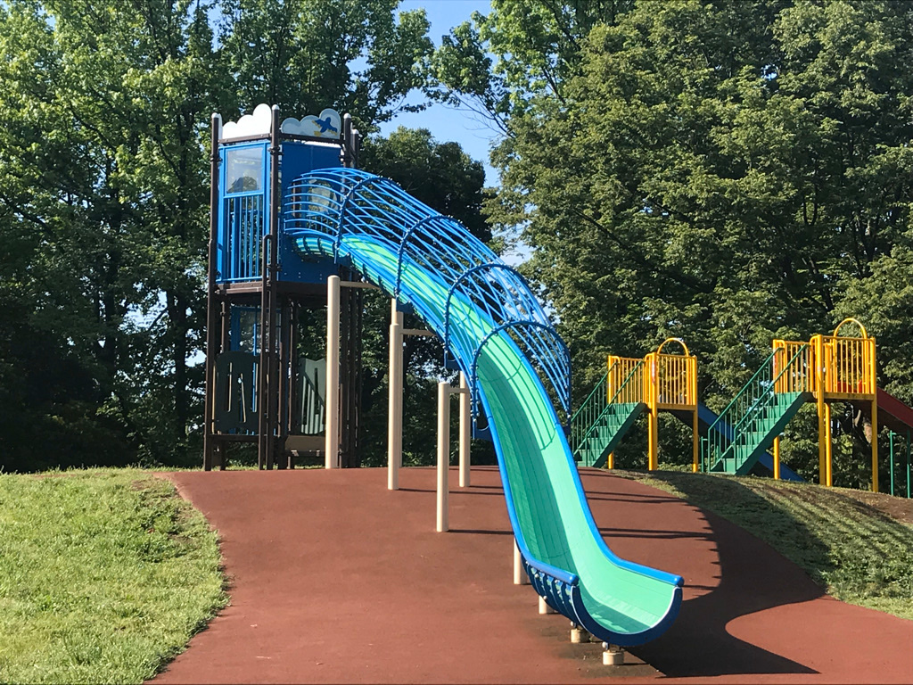 「すべり台」／水元公園（東京都／葛飾区）