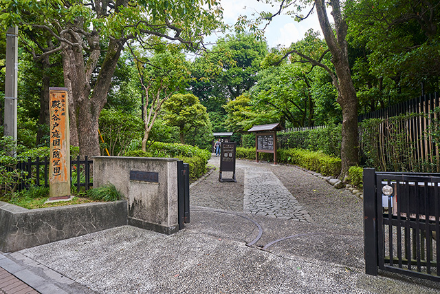 「庭園入口」/殿ヶ谷戸庭園(東京都/国分寺市)