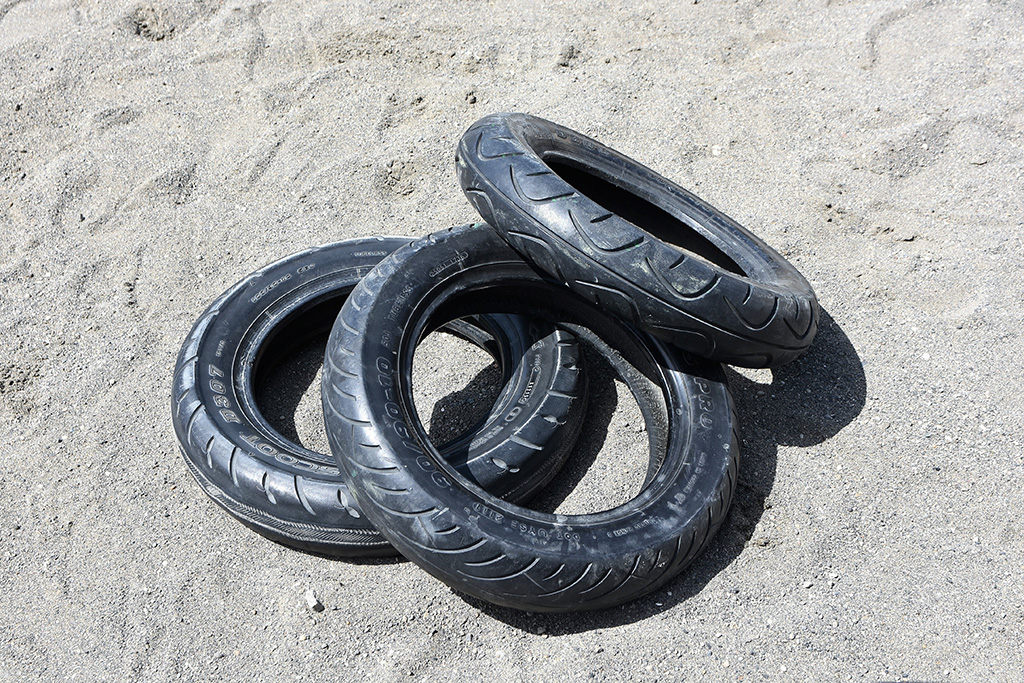 「タイヤ」/西六郷公園(東京都/大田区)