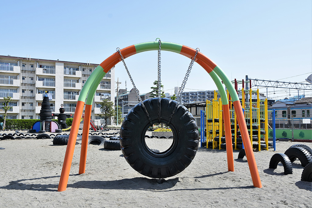 「タイヤ吊り輪」/西六郷公園(東京都/大田区)