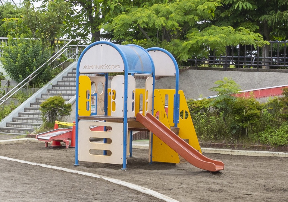 「低年齢向け複合遊具」／北沼公園（東京都／葛飾区）