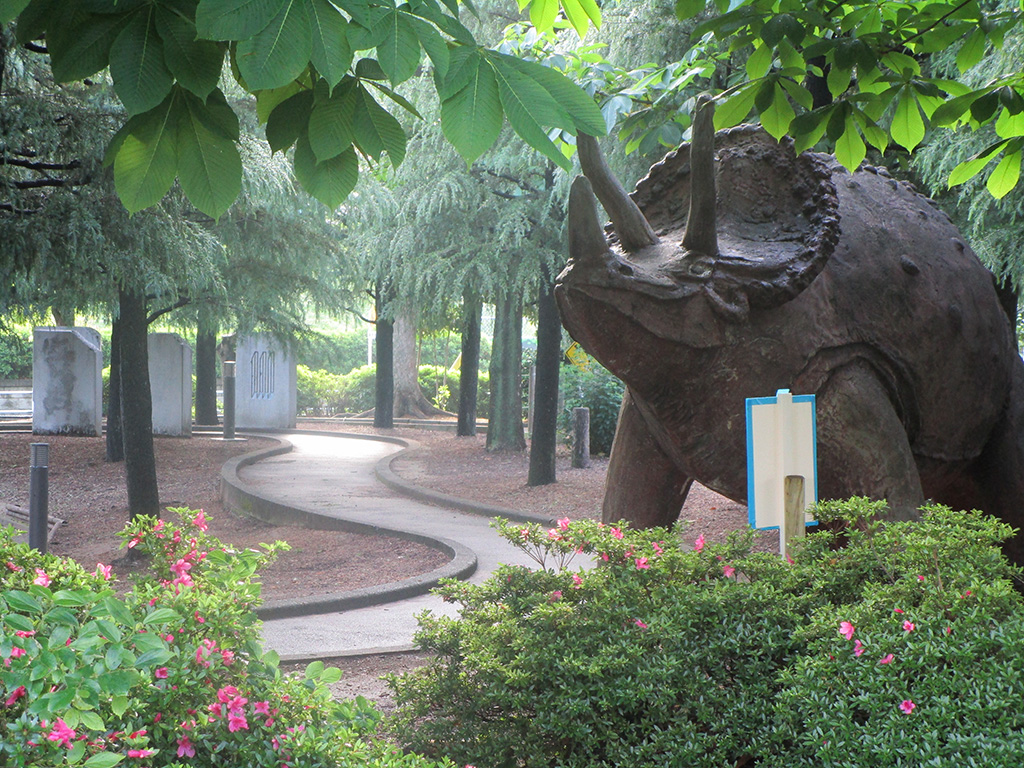 「恐竜」／北沼公園（東京都／葛飾区）