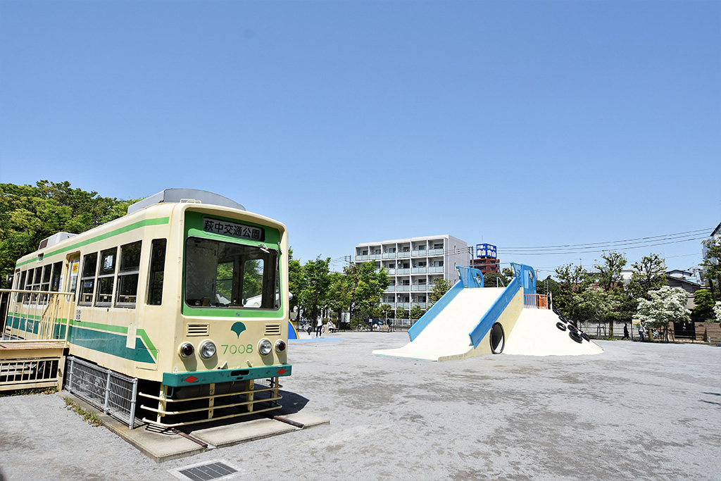 「さまざまな遊具」／萩中児童交通公園（東京都／大田区）
