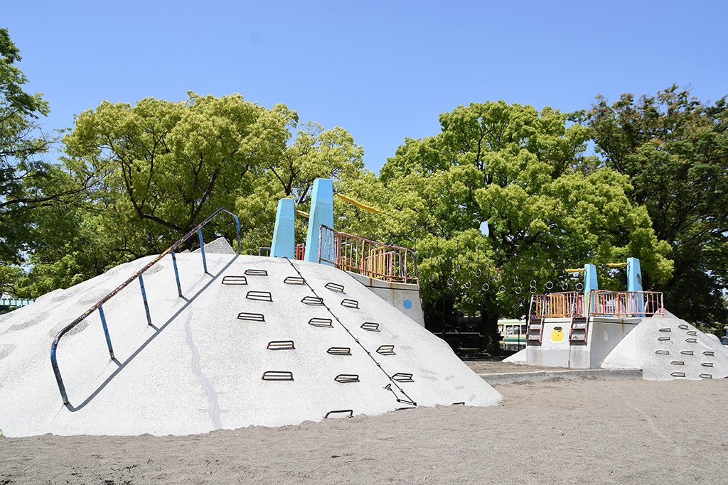 「吊り輪」／萩中児童交通公園（東京都／大田区）
